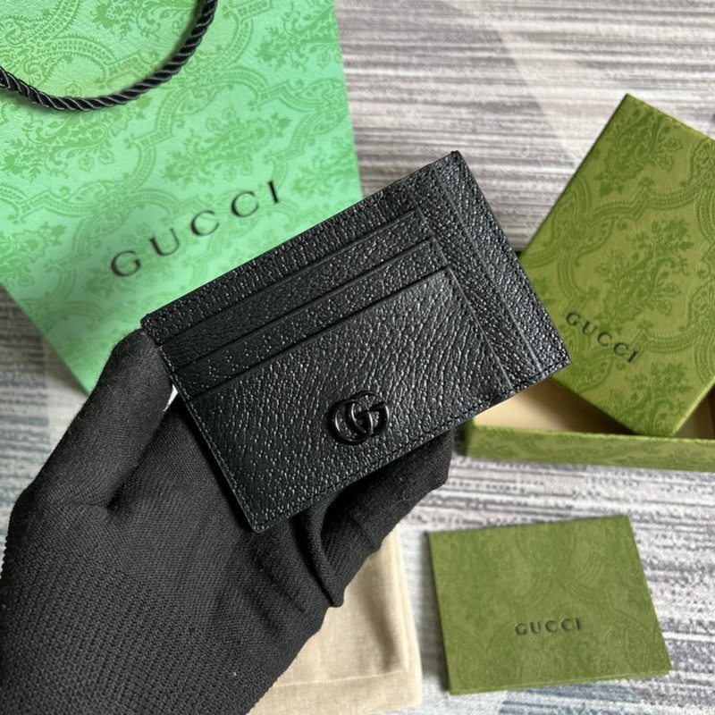 Gucci Wallets 110